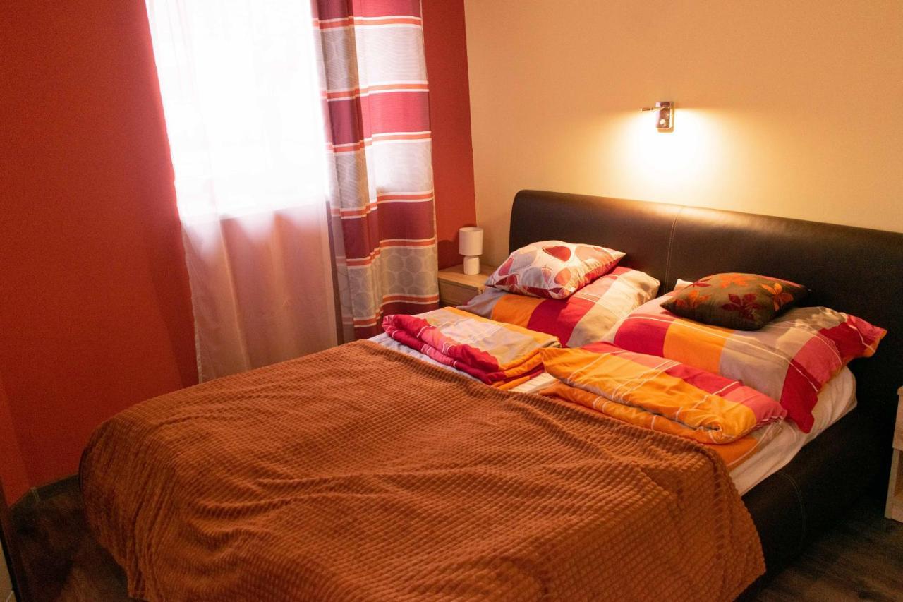 Borostyan Apartmanhaz Mórahalom Esterno foto