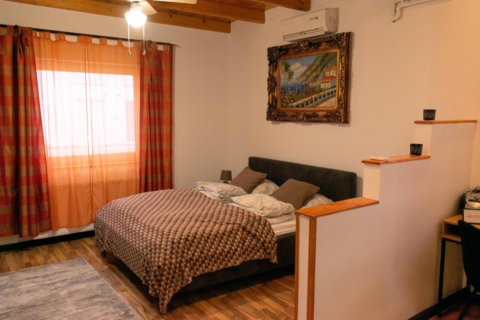 Borostyan Apartmanhaz Mórahalom Esterno foto