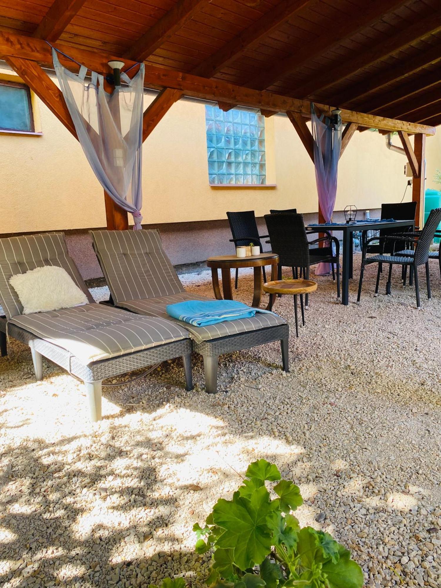 Borostyan Apartmanhaz Mórahalom Esterno foto